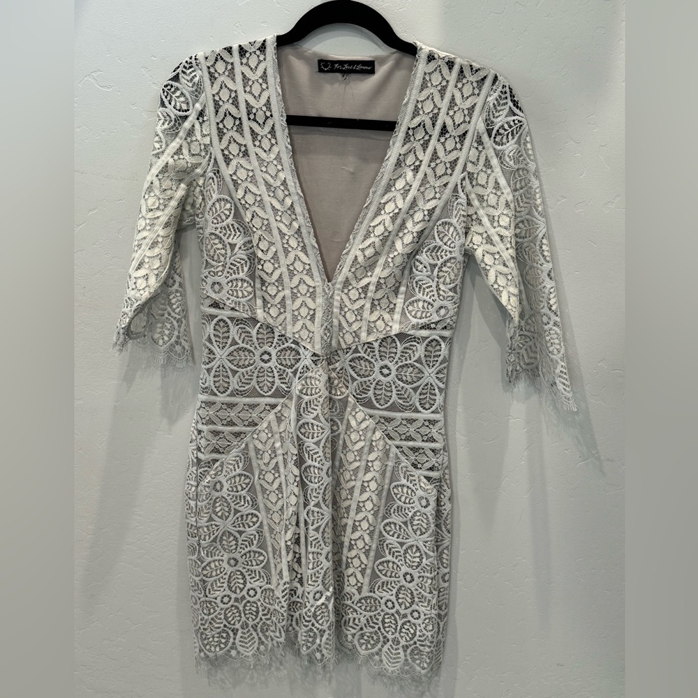 For Love & Lemons, size 4, grey